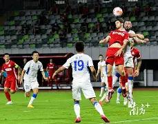 沙尔克,与勒沃库森,战平,乐竞体育官网,乐竞体育直播,体育赛事直播,足球直播